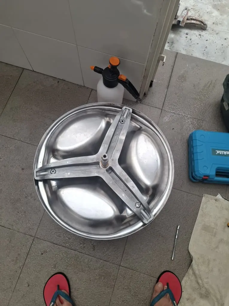Washing machine shaft inspection